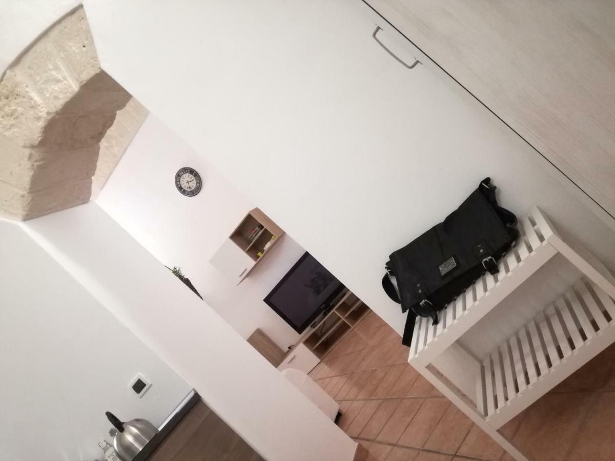 Suite Al Ponte Taranto Exterior photo